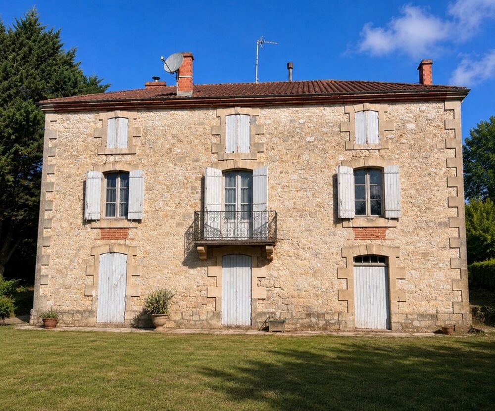 Maison de caractère avec dépendances  Dolmayrac