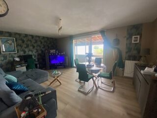  Maison  vendre 8 pices 180 m