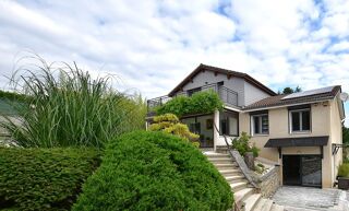  Maison  vendre 6 pices 202 m
