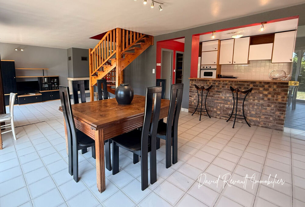 Vente Maison Maison Plumelec 7 pièces 141 m2 Plumelec