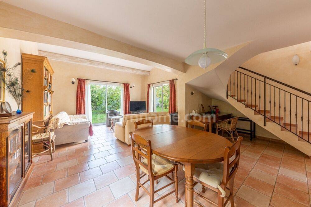 Maison 4 pièces 119 m² à Estoublon