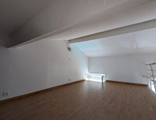  Appartement à louer 2 pièces 39 m²