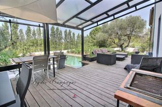  Propri�t�/ch�teau � vendre 11 pi�ces 305 m�