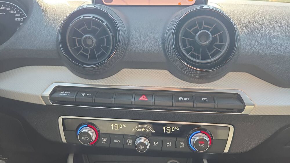 Q2 1.0 TFSI 116 S-Tronic 7 Design - Automatique 2018 occasion 83310 Grimaud