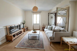  Immeuble � vendre 15 + pi�ces 440 m�