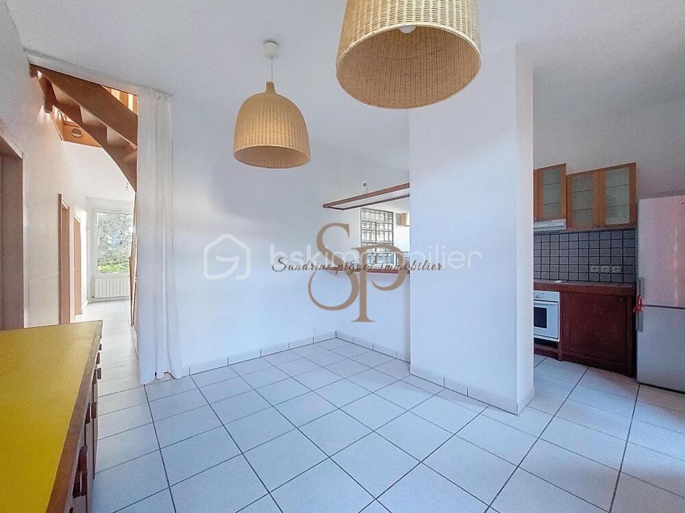 Vente Maison Maison 8 pièces environ 190 m² Lorrez le bocage preaux