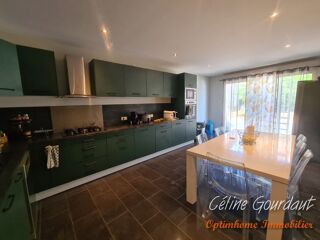  Maison à vendre 8 pièces 198 m²