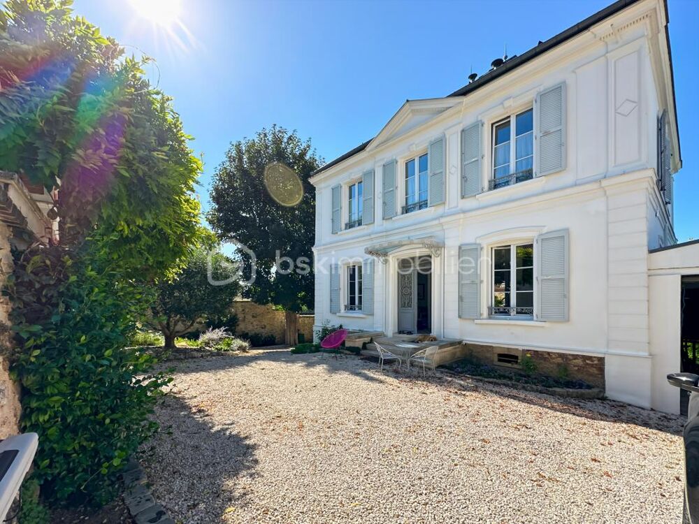 Maison bourgeoise 233 m2 - 5 chambres - sous-sol - jardin