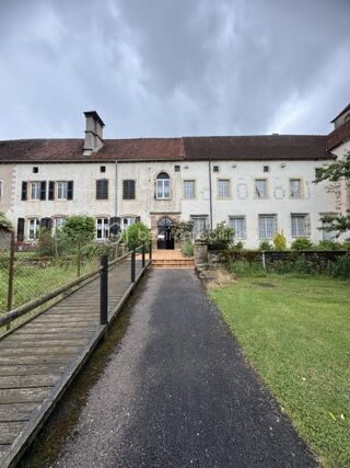  Propri�t�/ch�teau � vendre 10 pi�ces 410 m�