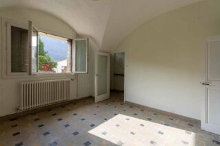 Maison à vendre 10 pièces 272 m²