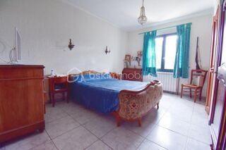  Propri�t�/ch�teau � vendre 14 pi�ces 320 m�