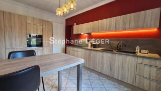  Maison � vendre 10 pi�ces 220 m�