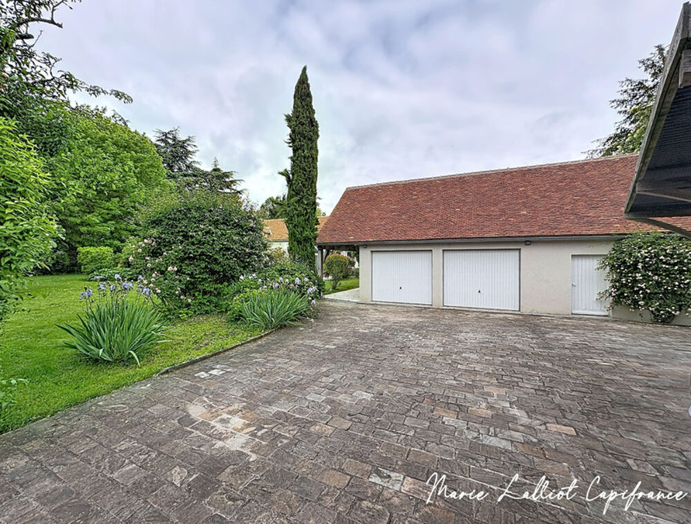 Vente Maison Propriété Pierres apparentes, 242m², 5 chambres, Dortoir enfant et mezzanine, Loiret, Piscine, Jacuzzi, Terrain de tennis, Garag Courcy aux loges