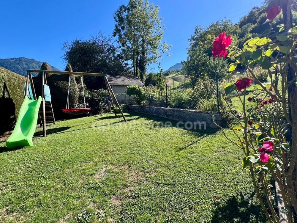 Maison 8 pièces 215 m² · à Faverges · 215 m² · 450 000 €