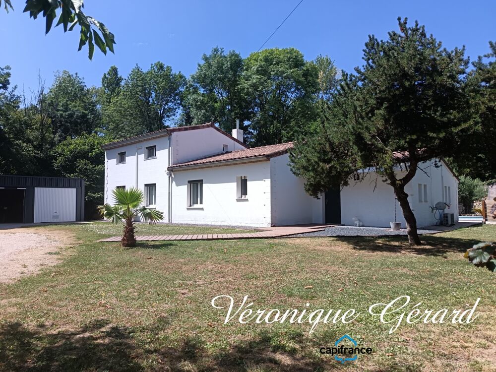 Vente Maison MAISON FAMILIALE ET LUMINEUSE 4 CHAMBRES AVEC PISCINE ET JARDIN ENTIEREMENT CLOS Les billaux