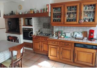  Propri�t�/ch�teau � vendre 10 pi�ces 200 m�