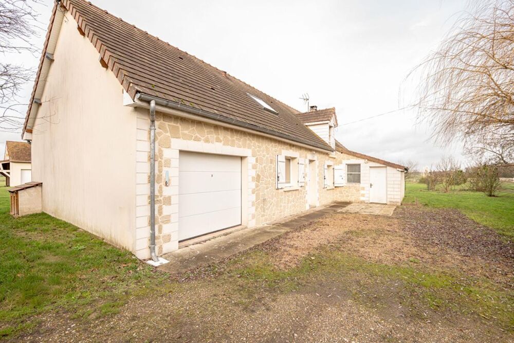 LIEUX UNIQUES ® x PROPRIÉTÉS PRIVÉES PROPOSE TRES BELLE PROPRIÉTÉ 160 M² SUR 4500 M²