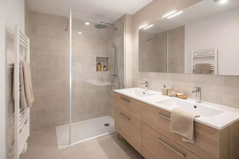 Bormes les Mimosas T3 de 61,10 M avec jardin de 217,56m2 , terrasse de 14 m2