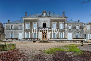  Propriété/château à vendre 15 + pièces 425 m²