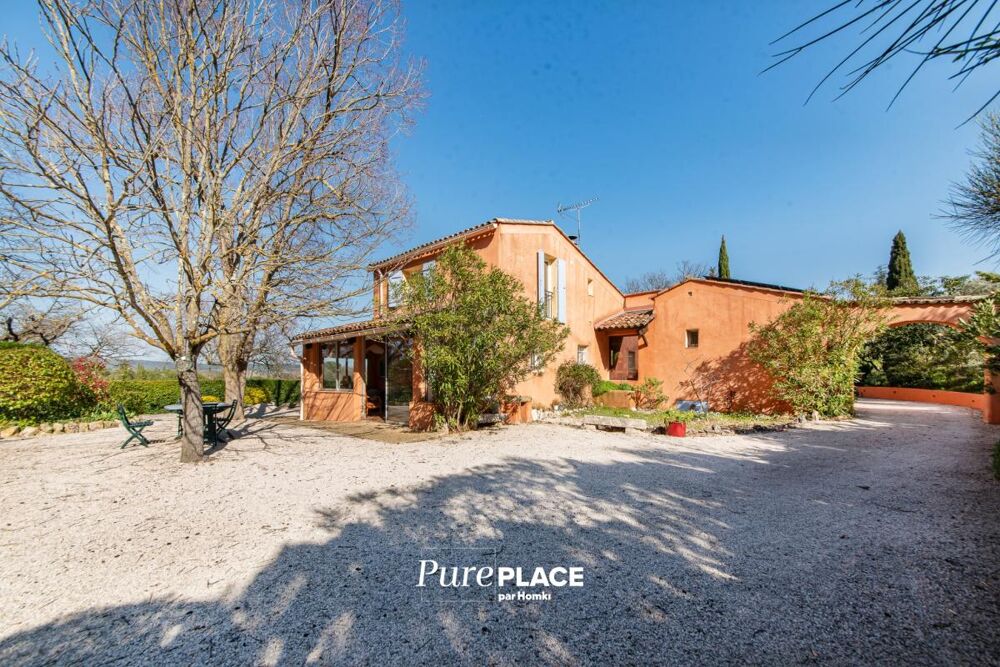 Vente Maison Maison T7 de 209 m² sur 6600 m² de terrain avec piscine à Aix-en-Provence Aix en provence