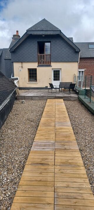  Immeuble à vendre 9 pièces 200 m²