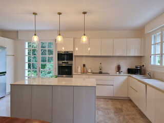  Maison � vendre 10 pi�ces 300 m�