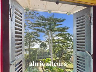  Maison à vendre 15 + pièces 777 m²