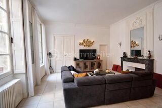  Propriété/château à vendre 7 pièces 260 m²