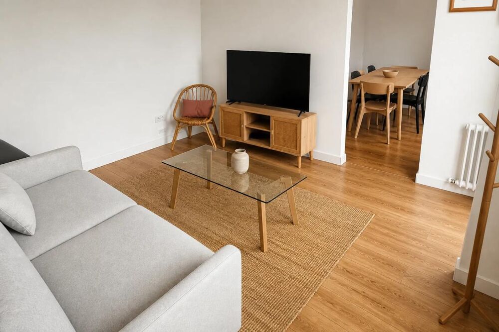 Vente Maison Maison entièrement rénovée de 3 chambres de 70 m2, terrasse cave à LE MANS - Quartier Le Pré Le mans
