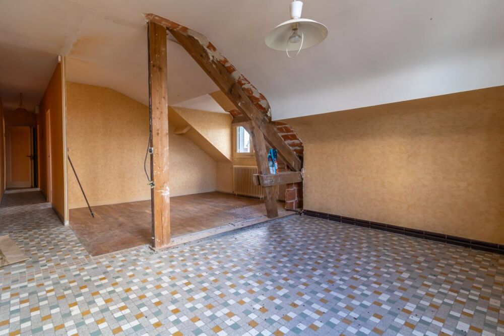 Maison Gievres 12 pièce(s) 228 m2