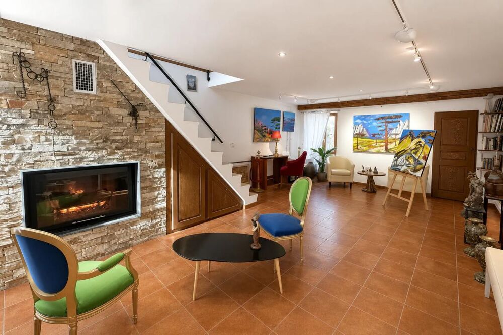 Vente Appartement Élégante maison de 10 pièces avec piscine à Mazzola Mazzola