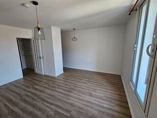  Appartement à louer 2 pièces 42 m²