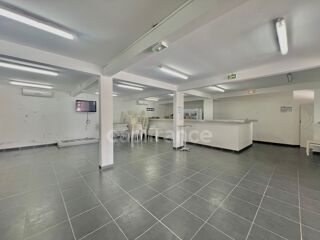  Immeuble � vendre 336 m�