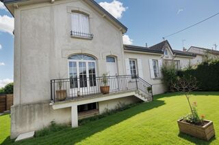  Maison � vendre 6 pi�ces 205 m�