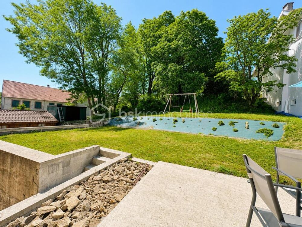 MAISON FAMILIALE AVEC GRANGE ATTENANTE : UNE OPPORTUNITE RARE !