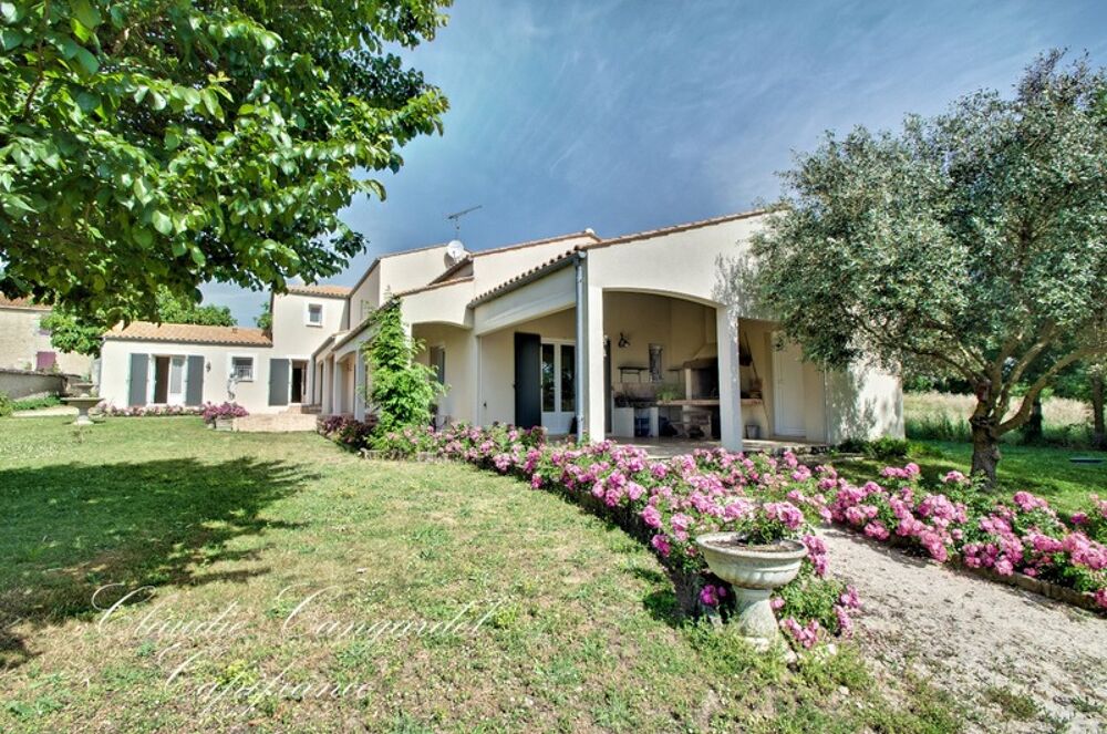 Vente Maison Maison à vendre de 217 m² au calme, sur plus de 2 100 m² de parcelle, à 7 min de Châtelaillon-Plage Chatelaillon plage