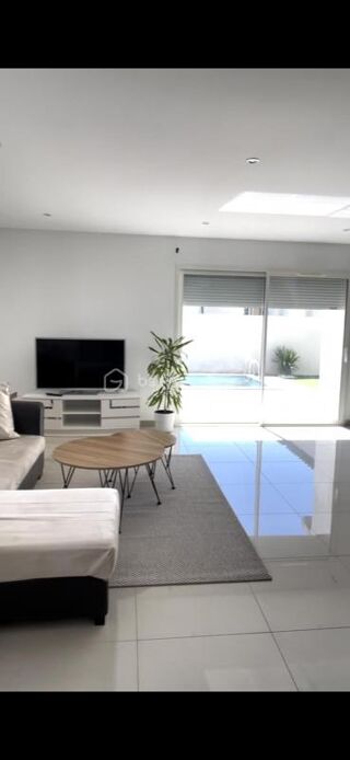  Villa  vendre 5 pices 105 m