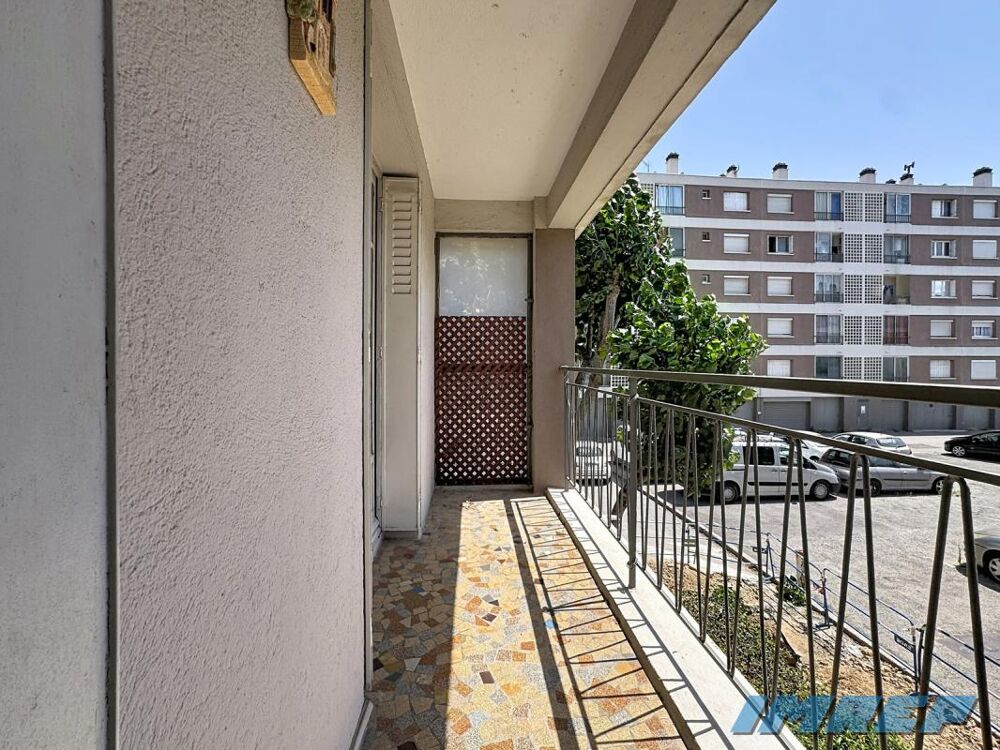Appartement type 3 balcon Sainte-Marguerite 13009 Marseille