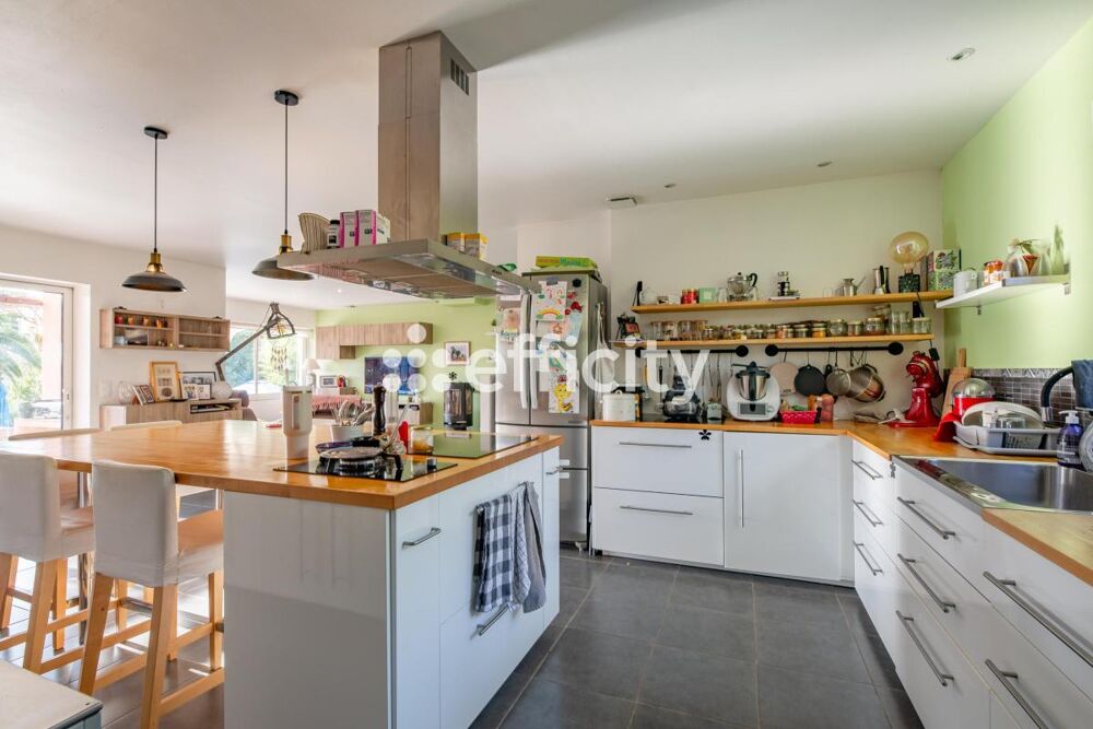 � vendre  Maison Roquebrune-sur-Argens (83520)