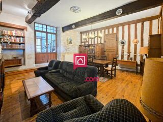  Maison � vendre 8 pi�ces 270 m�