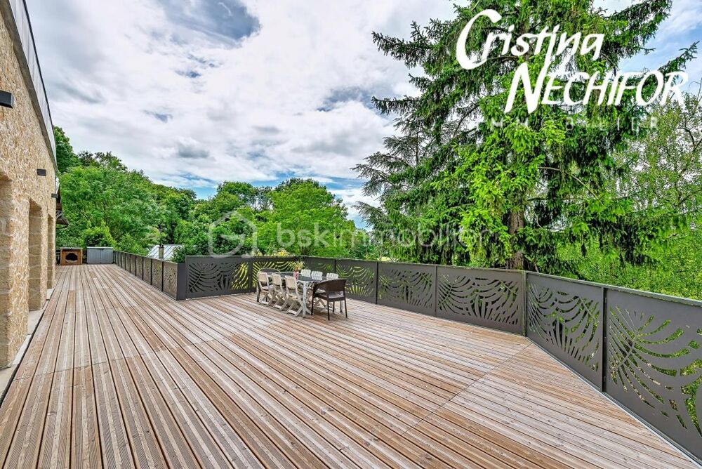 à vendre  Propriété/château Chessy (77700)