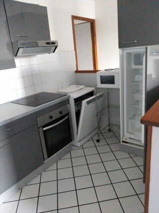  Appartement à louer 3 pièces 55 m²