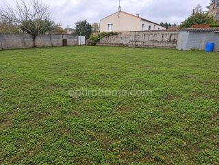 Vente Maison MAISON DE PLAIN-PIED – 3 CHAMBRES – SOUS-SOL DE 100 m² – TERRAIN DE 1 200 m² SANS VIS-À-VIS ! Mouilleron en pareds