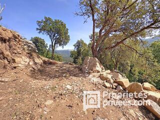  Terrain à vendre 1068 m²
