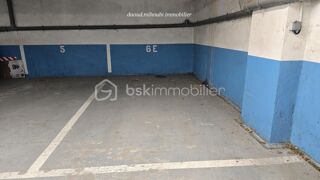  Parking / Garage à louer 12 m²