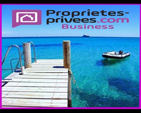   GRIMAUD - RESTAURANT 100 COUVERTS, TERRASSE 