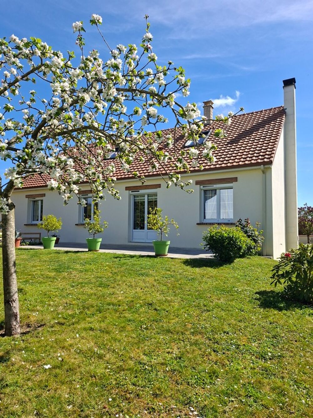 Jolie maison à qql minutes du centre Alençon, AUCUN travaux à prévoir, de qualité, jardin clos, parfaitement entretenue