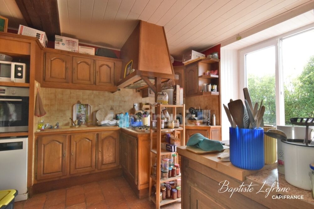 Vente Maison Maison de caractère avec grand jardin et dépendances - 190 m² à BAUGÉ EN ANJOU Bauge en anjou