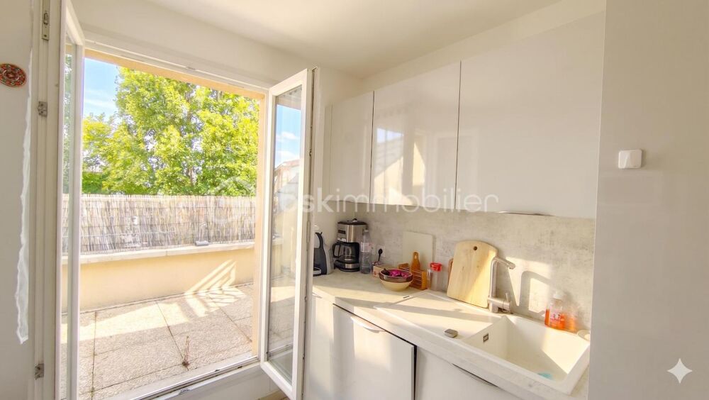 Vente Appartement Appartement 4 pièces 83 m² – 2 terrasses – Parking – Ascenseur – Langevin Noisy le sec