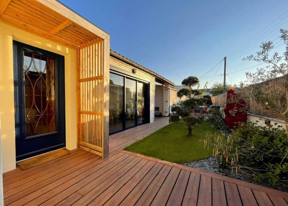 Vente Maison BEGLES (33) - COUP DE COEUR - MAISON RÉNOVÉE PAR ARCHITECTE - POSSIBILITE D'EXTENSION - GARAGE - DANS IMPASSE AU CALME Begles